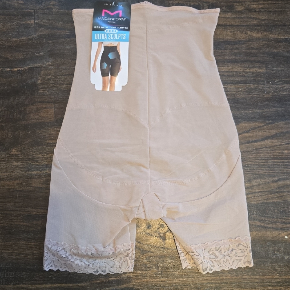 Maidenform Ultra Sculpts Shapewear in Beige